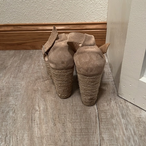 Platform wedges - Picture 3 of 3